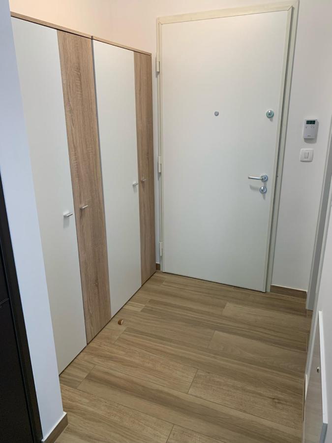 Apartman Natasa 코스트레나 외부 사진